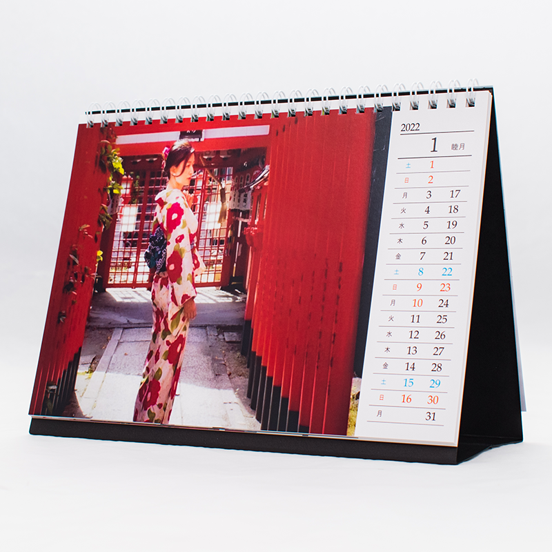 「有限会社ケイテック 様」製作のオリジナルカレンダー ギャラリー写真2