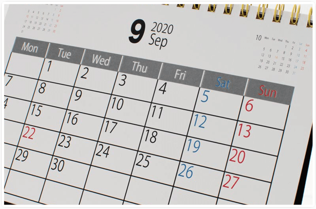 日付文字だけのシンプルなカレンダーでも、よく見ると使いやすさや、デザイン性、PR効果など、こだわって作れます