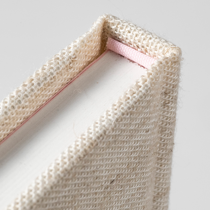 「山田 直美 様」製作の上製本/ハードカバー製本冊子 ギャラリー写真4